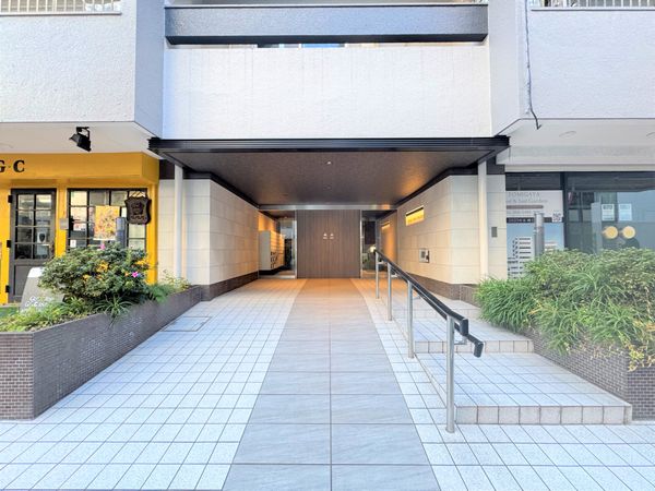 代々木いずみマンション エントランス