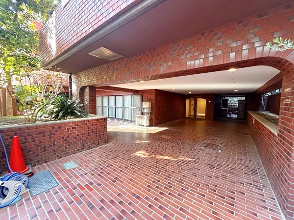 シャンブル富ヶ谷 エントランス エントランス