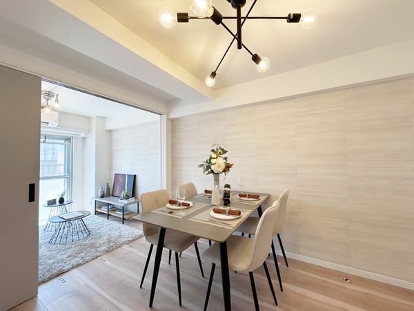 秀和幡ヶ谷レジデンス 室内