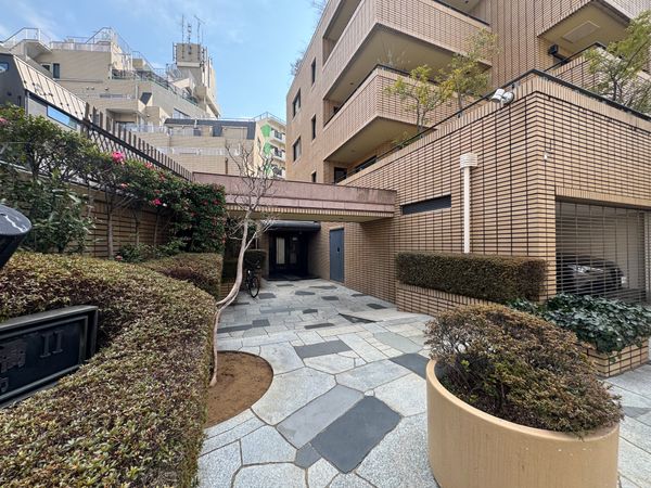 ベルテ参宮橋Ⅱ エントランス ベルテ参宮橋Ⅱ エントランス