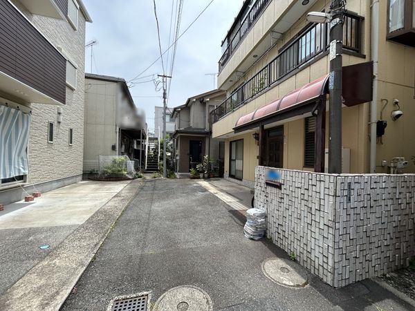 溝口3丁目戸建 前面道路含む外観