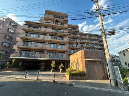 朝日クレスパリオ溝の口 外観