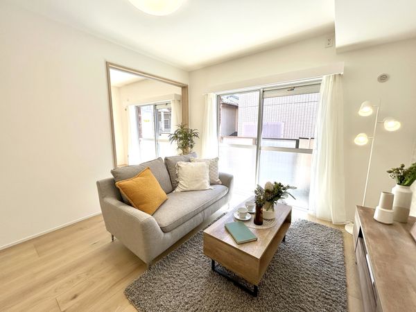 武蔵中原ローヤルパレス リビング