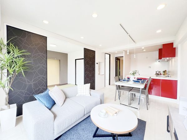 クイーンハイツ久地 リビング