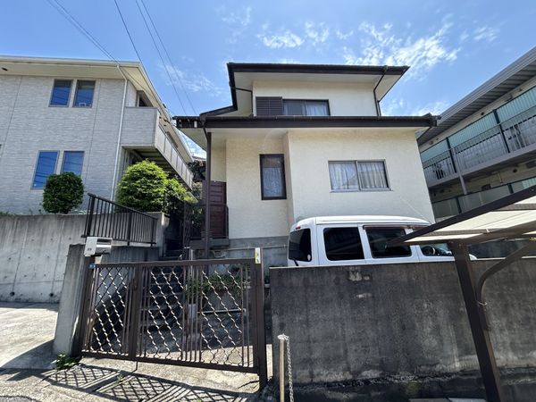 前面道路含む外観