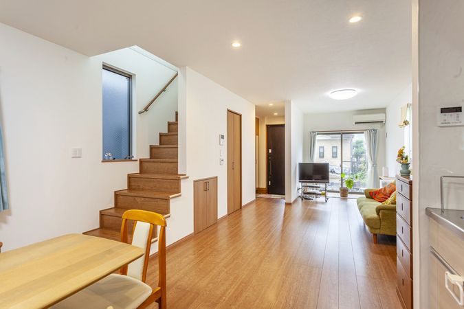 港北区下田町3丁目(戸建) リビング