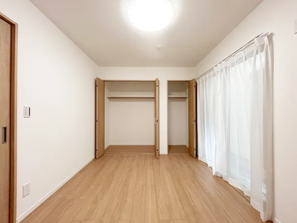 納戸収納