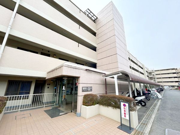 ルックハイツ日吉 1号棟 エントランス ルックハイツ日吉 1号棟 エントランス