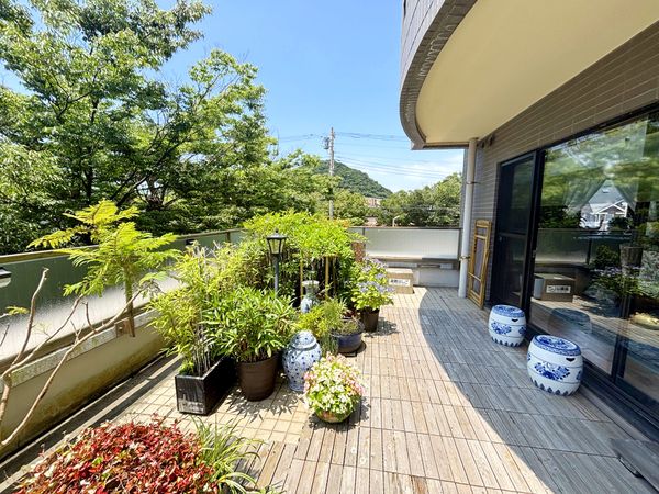 葉山センチュリーマンション バルコニー 葉山センチュリーマンション バルコニー