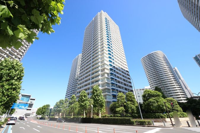 M.M.タワーズ ザ・ウエスト 外観
