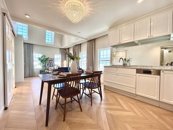 横浜市青葉区榎が丘 戸建て リビング