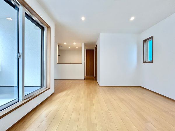 フォレストタウン菅生North 4号棟 リビング