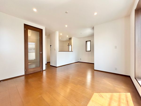 フォレストタウン菅生North 7号棟 リビング