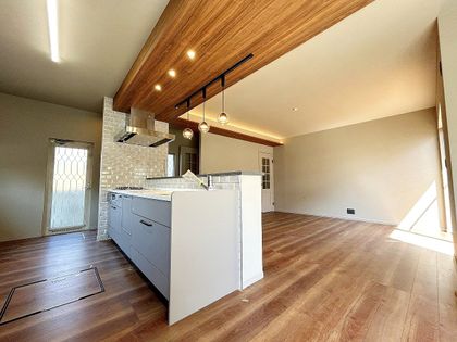 市ケ尾町 戸建 リビング