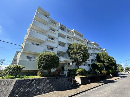 あざみ野団地 3-3-1号棟 外観