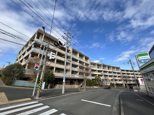 ドレッセたまプラーザテラス 外観