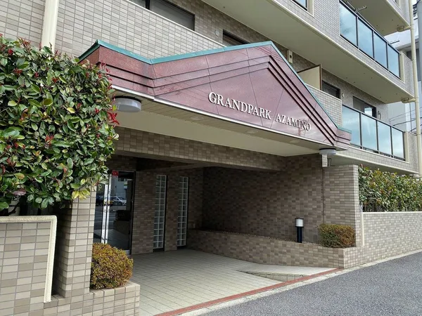 防犯性の高いオートロック採用マンション