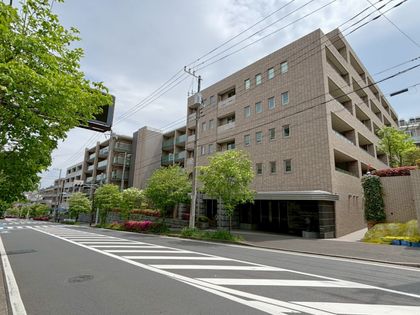 ライオンズたまプラーザ美しの森 外観