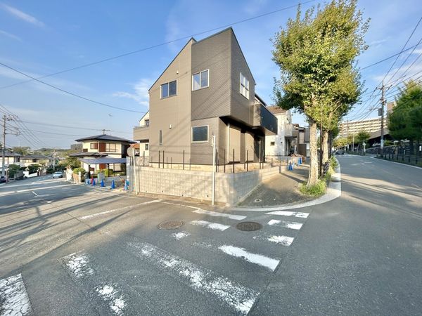 青葉区奈良町 新築1号棟 外観