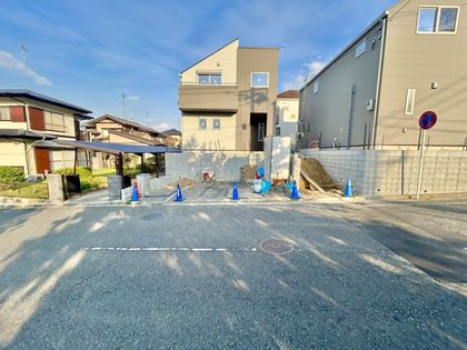 青葉区奈良町 新築2号棟 駐車場