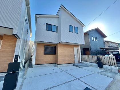 青葉区恩田町 新築4号棟 外観