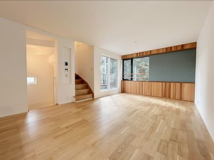 青葉区榎が丘新築戸建 リビング