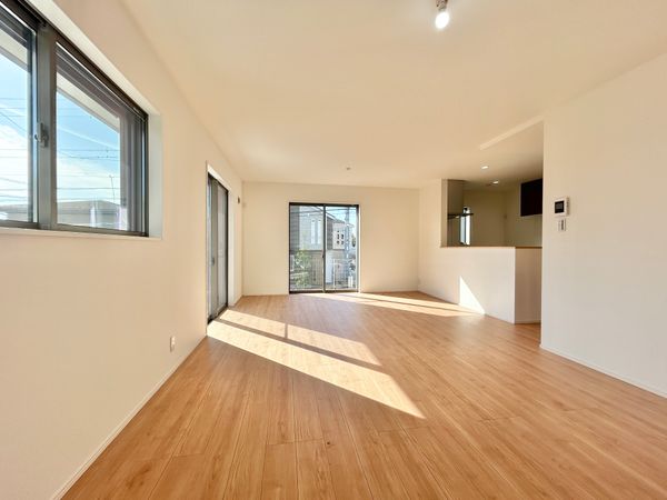 緑区北八朔町新築戸建 リビング 緑区北八朔町新築戸建 リビング