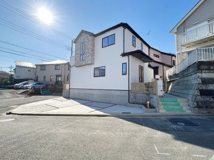 青葉区もえぎ野 新築戸建 外観