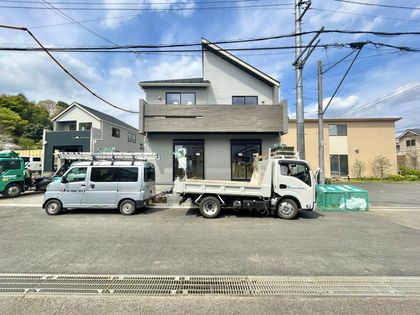 鉄町 新築5号棟 駐車場
