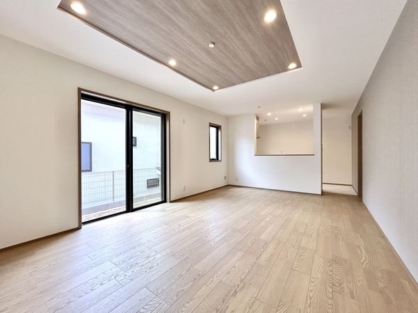 田奈町新築6号棟 リビング