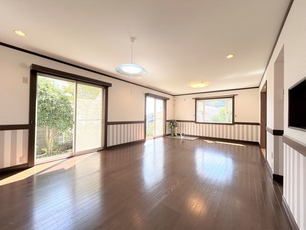 桂台2丁目戸建 リビング 桂台2丁目戸建 リビング