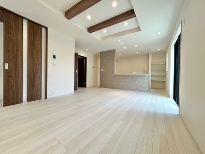 青葉区もえぎ野新築戸建 リビング