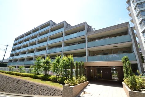 リステージ藤が丘オーバードレジデンス 外観