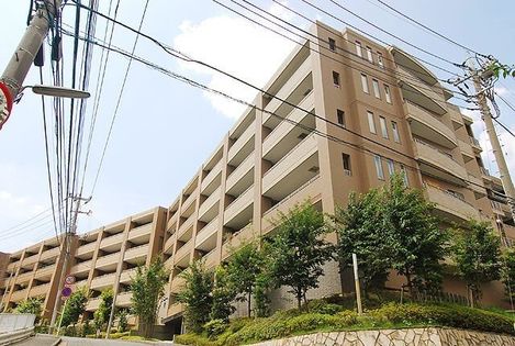 グランディスタ青葉台 外観