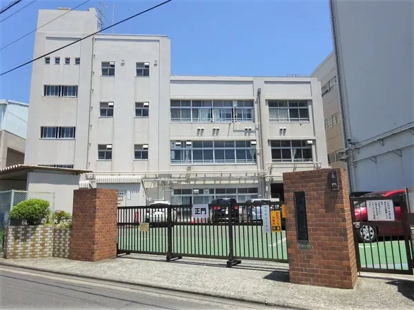 徒歩９分