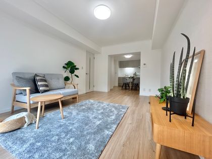 グリーンヒル鴨志田西団地 8号棟 リビング