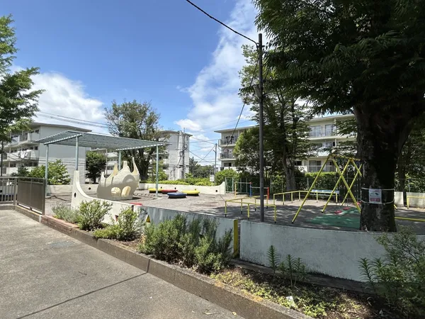 【敷地内公園】