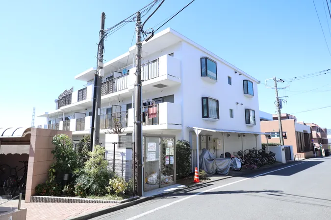 【外観】南東向き角住戸・最上階