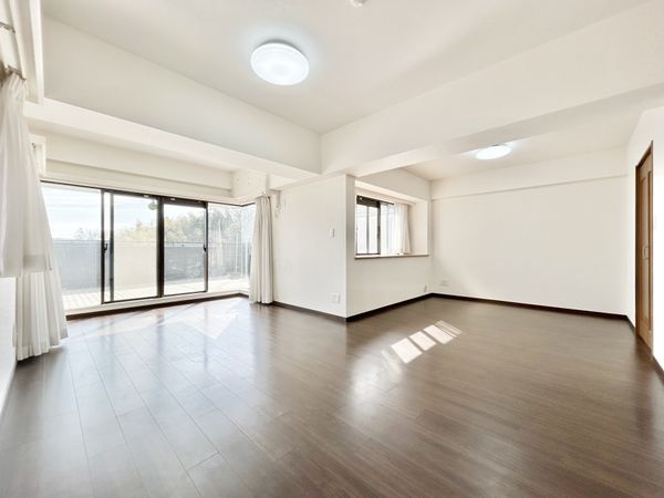 ワコーレ玉川学園 A-3号棟 リビング