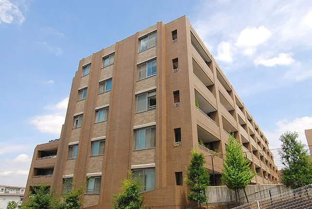 【マンション外観】