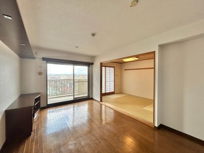 コスモ青葉台シエル・ヴェール 弐番館 リビング