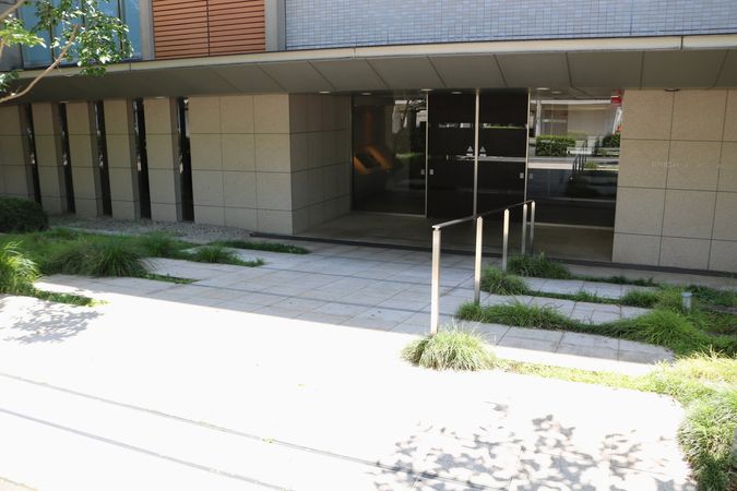 ブライシス青葉台 エントランス