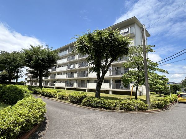 田園青葉台住宅団地 6号棟 外観 田園青葉台住宅団地 6号棟 外観
