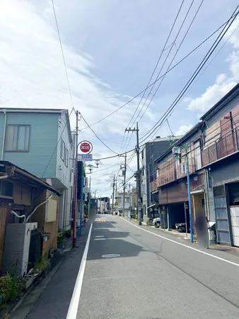 前面道路（令和7年9月撮影）