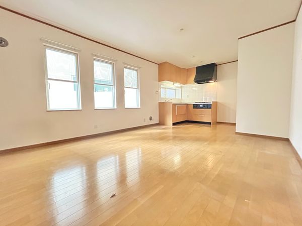 港北区大豆戸町(戸建) リビング