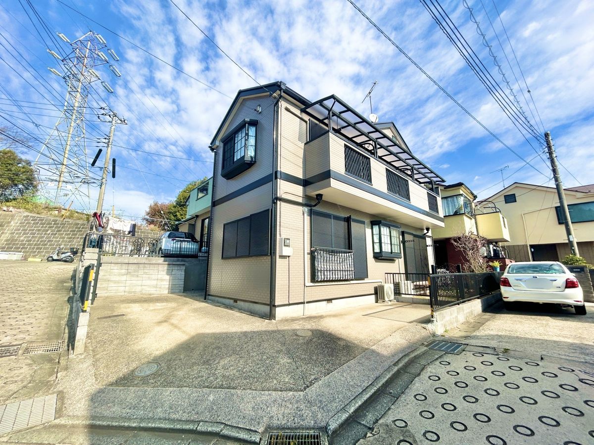 保土ケ谷区上菅田町(戸建) 前面道路含む外観 前面道路含む外観