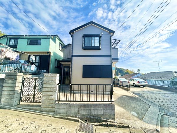 保土ケ谷区上菅田町(戸建) 前面道路含む外観 保土ケ谷区上菅田町(戸建) 前面道路含む外観