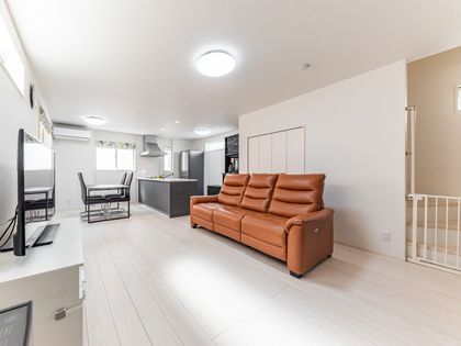 港北区富士塚2丁目(戸建) リビング