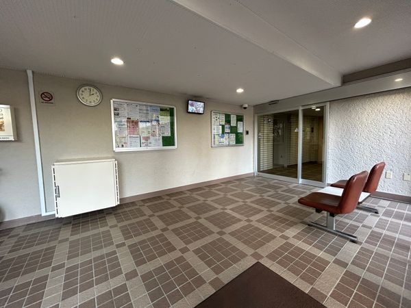 妙蓮寺ハウス B棟 エントランス 妙蓮寺ハウス B棟 エントランス