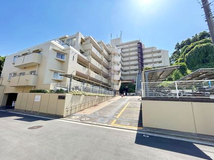 アンバサダー横浜松見町 外観